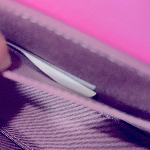 NEW $1800 Versace paradise hot Pink and Gold Medusa yummy leather Crossbody - Picture 10 of 10